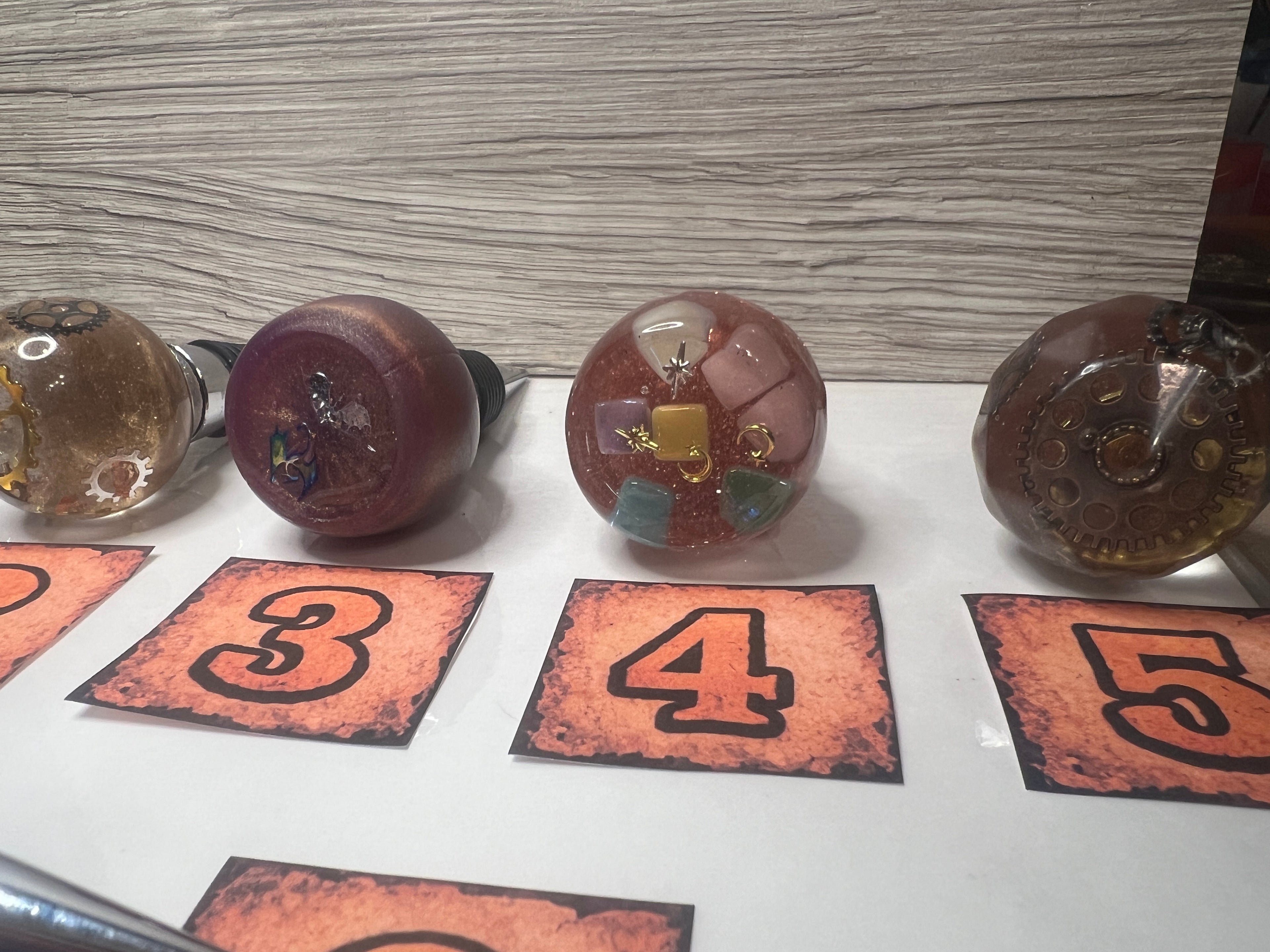 ✨ Artisan Wine Stoppers — Choose Your Number (1–6)