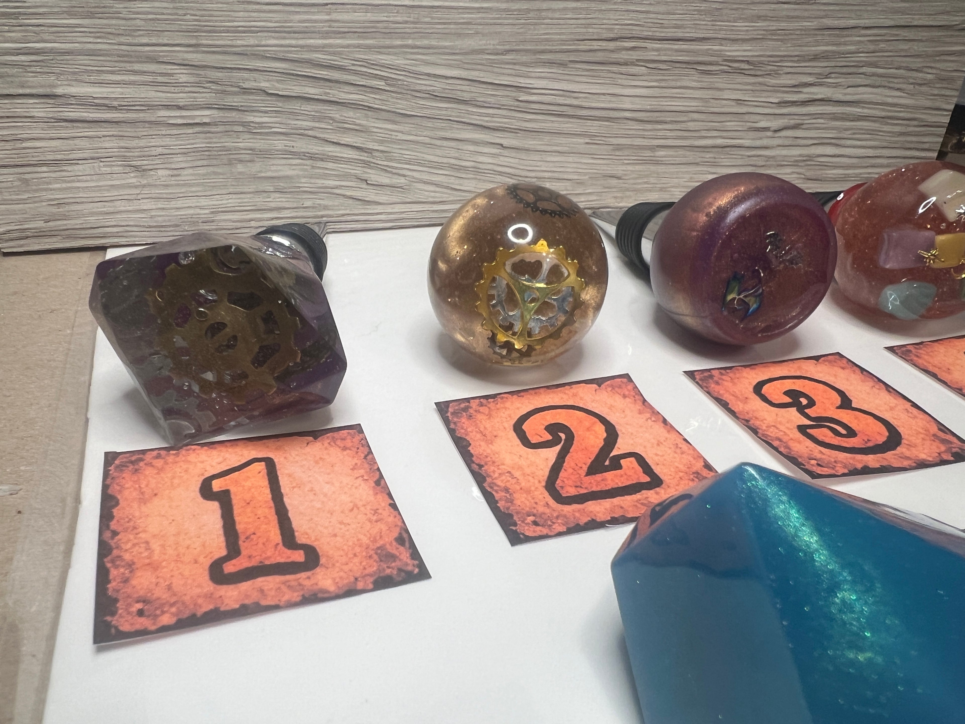 ✨ Artisan Wine Stoppers — Choose Your Number (1–6)
