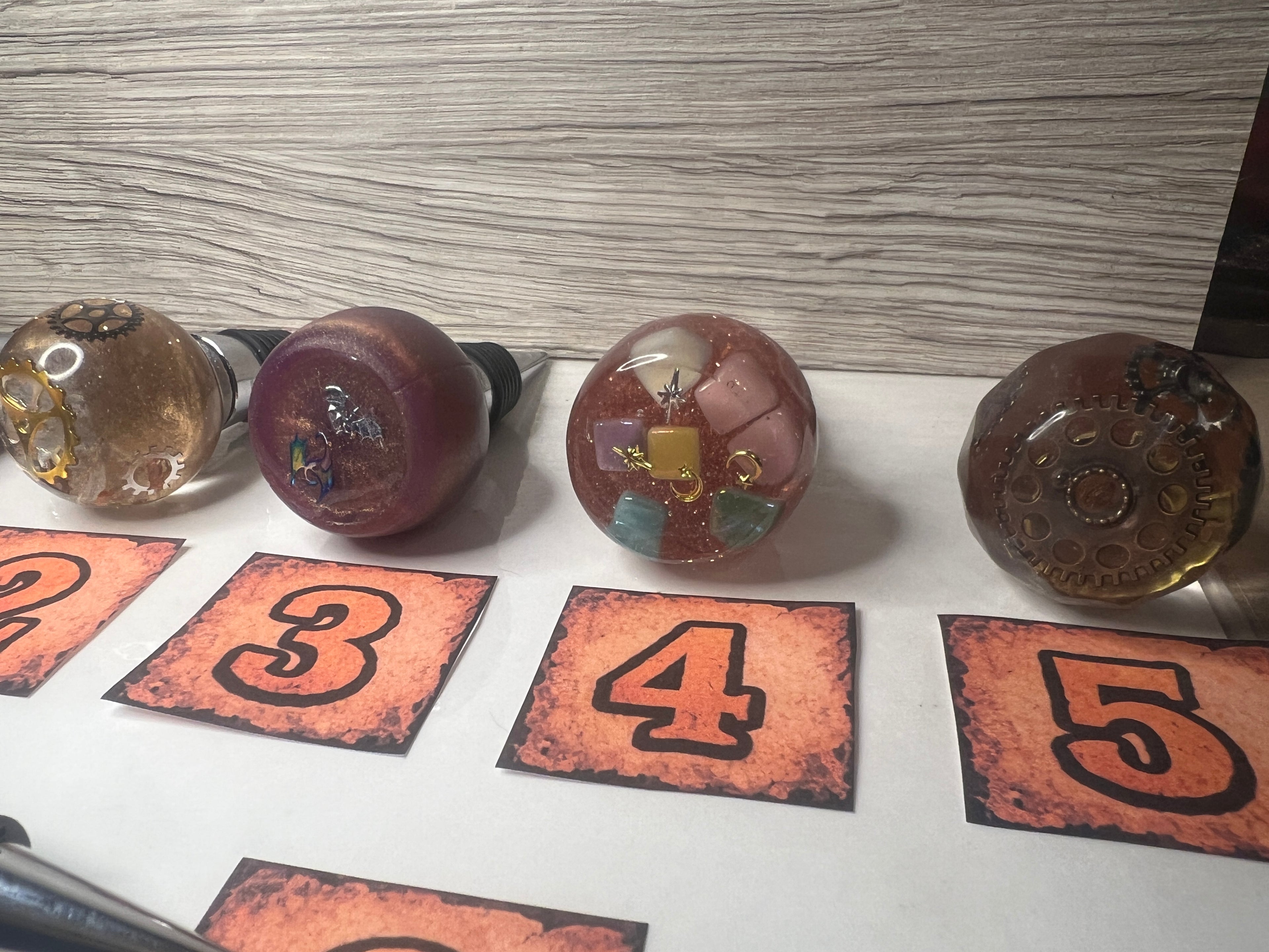 ✨ Artisan Wine Stoppers — Choose Your Number (1–6)