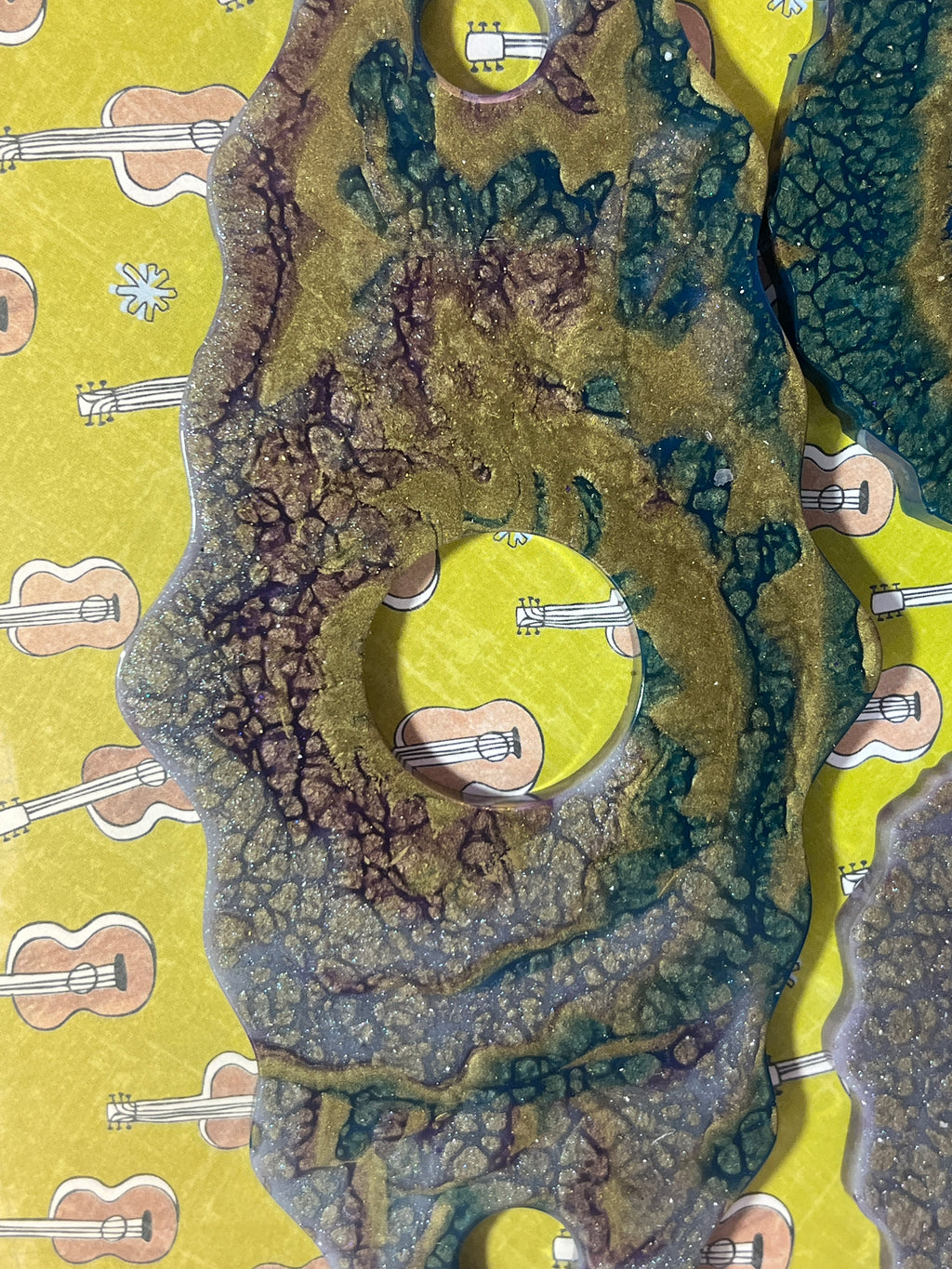 Handcrafted Crackle‑Effect Wine Rack Display Set