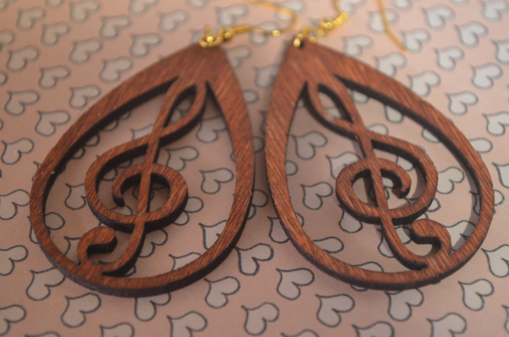 🎼🌲 Laser‑Cut Wood Earrings — Treble Clef