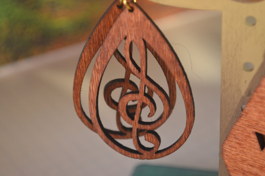🎼🌲 Laser‑Cut Wood Earrings — Treble Clef
