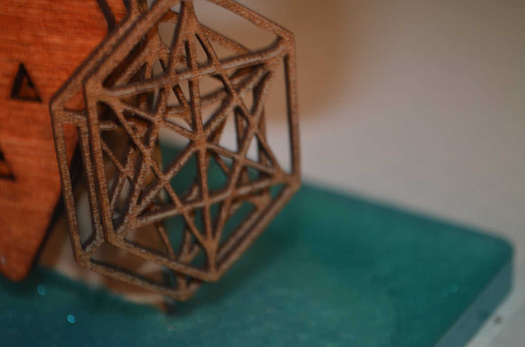 🐾✨ Claw‑Made Laser‑Cut Earrings — Geometric Hex Set