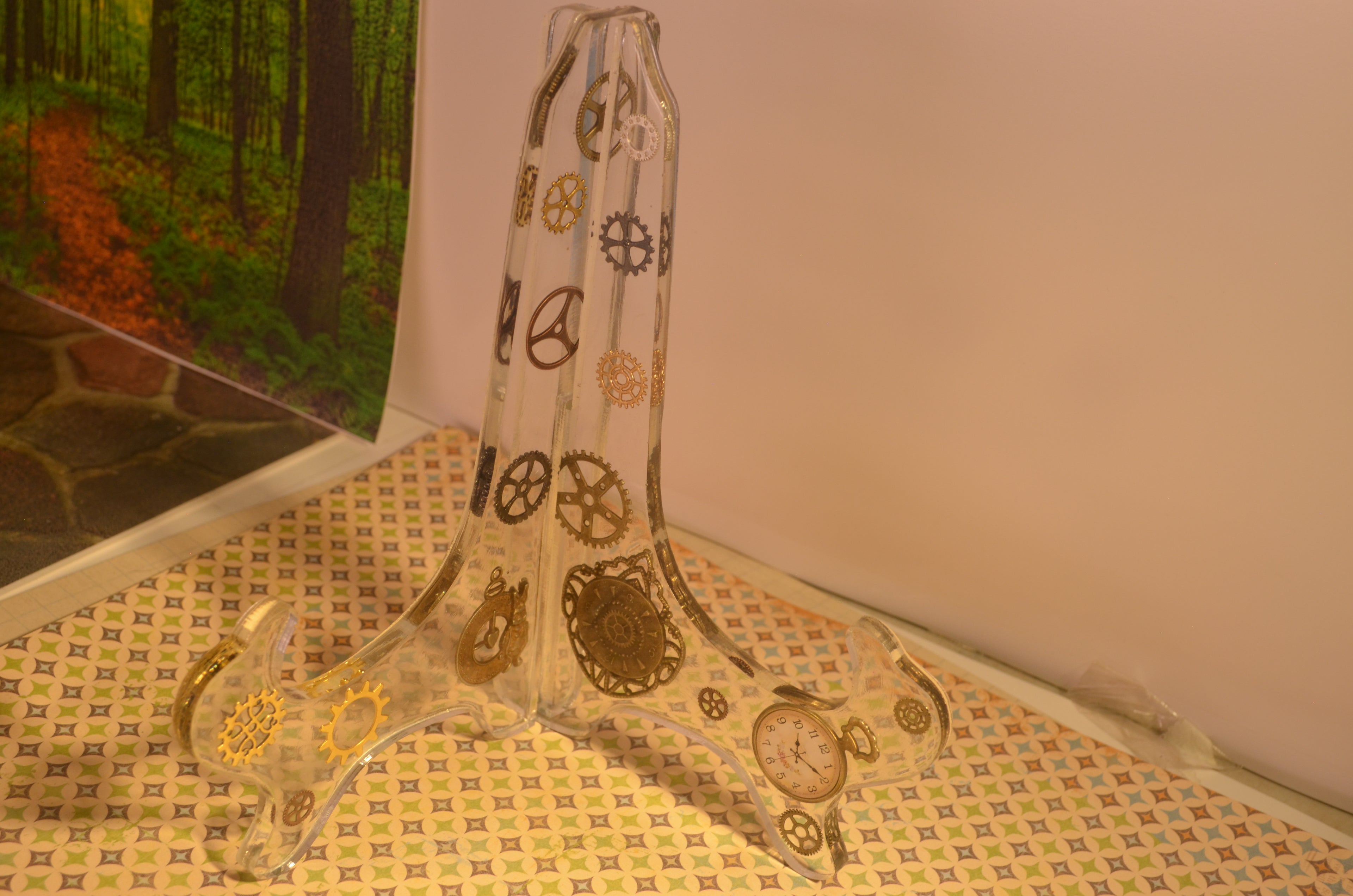 ⚙️🐾 Claw‑Punked Display Easel — 7"