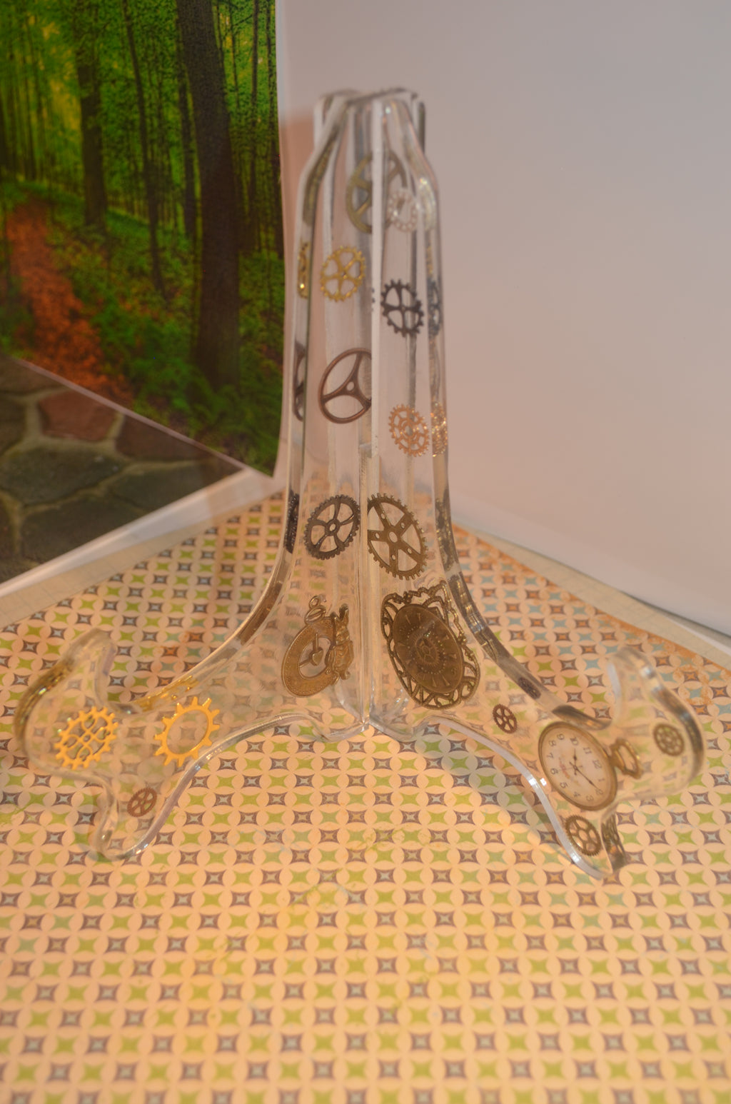 ⚙️🐾 Claw‑Punked Display Easel — 7"