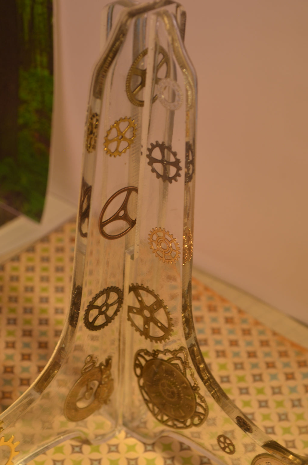 ⚙️🐾 Claw‑Punked Display Easel — 7"