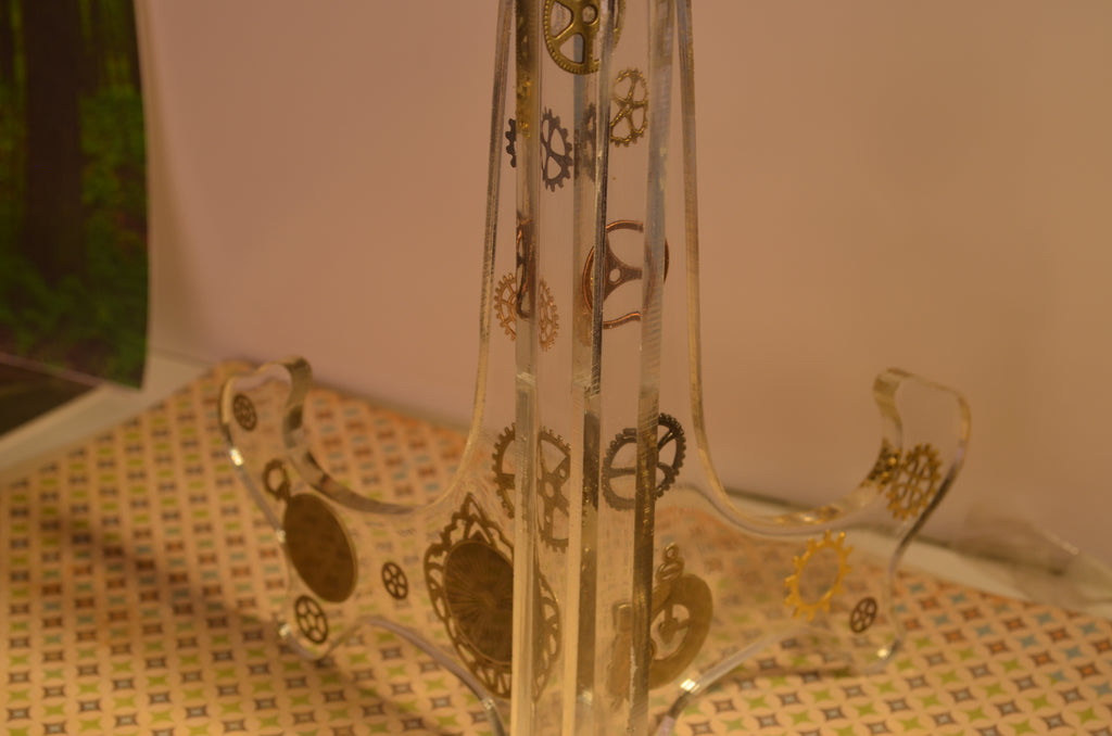 ⚙️🐾 Claw‑Punked Display Easel — 7"