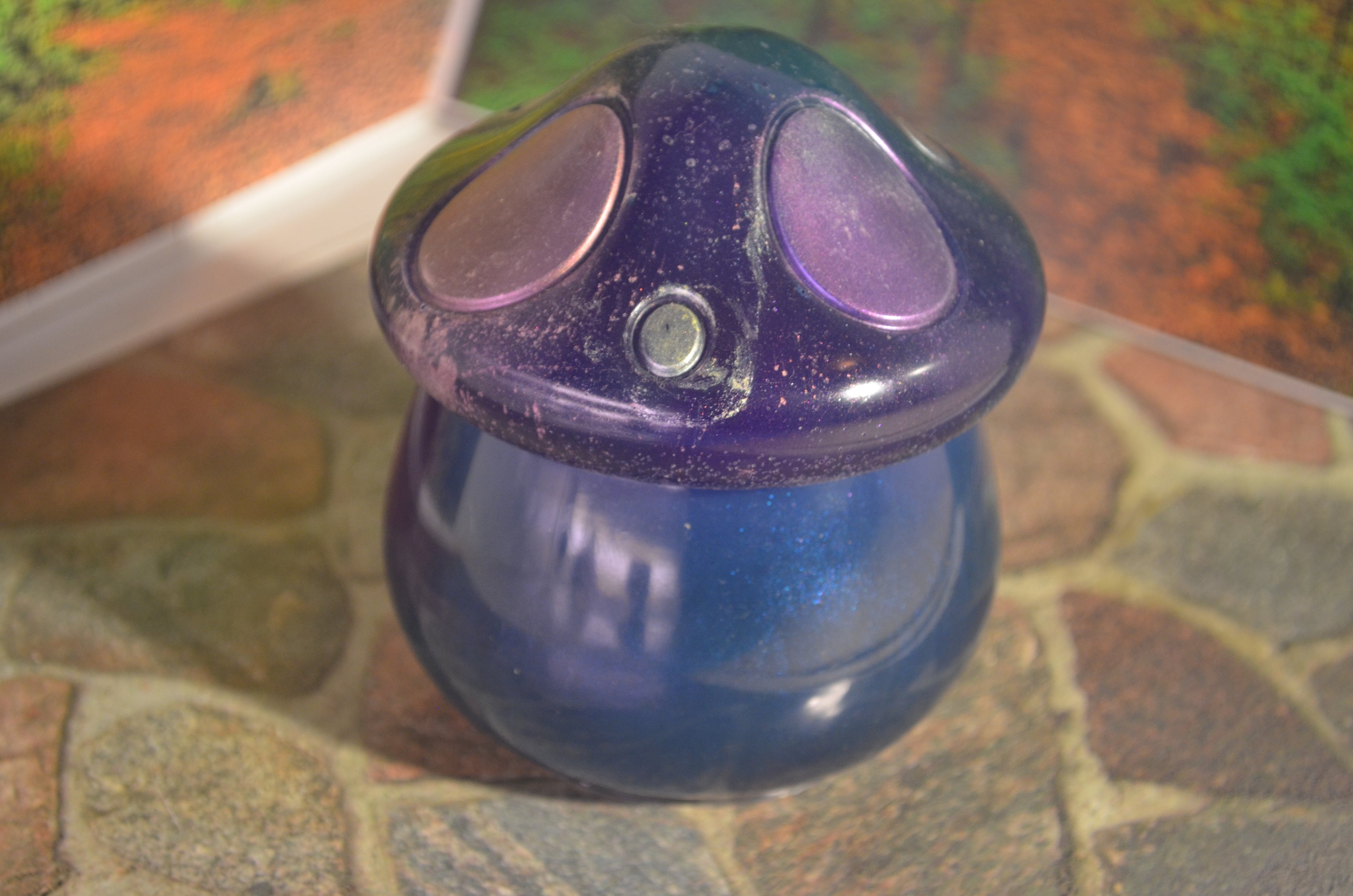 🍄 ThermoShift Twilight Mushroom Jar — 4oz