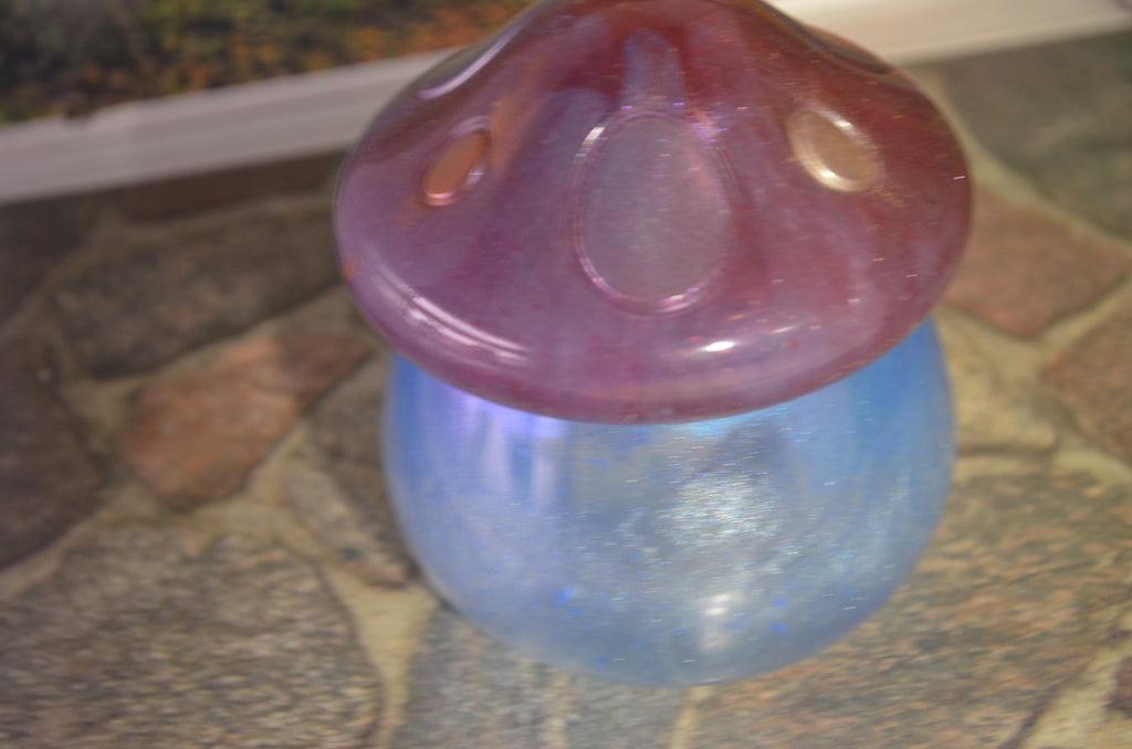 🍄 Crimson Drift Mushroom Jar — 4oz