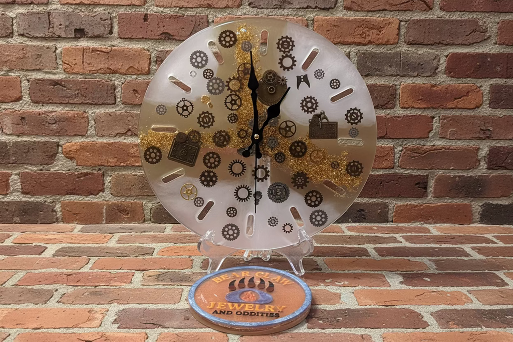 ⚙️✨Epoxy Gear Clock with Gold Vein